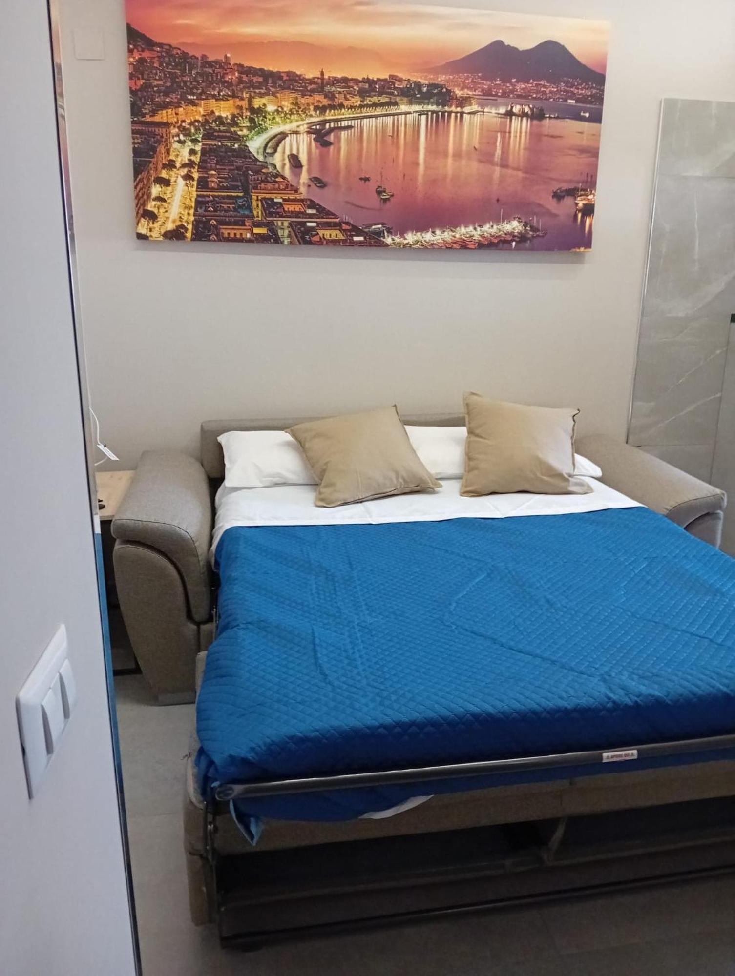 B&B Piccololucio2 เนเปิลส์ ภายนอก รูปภาพ